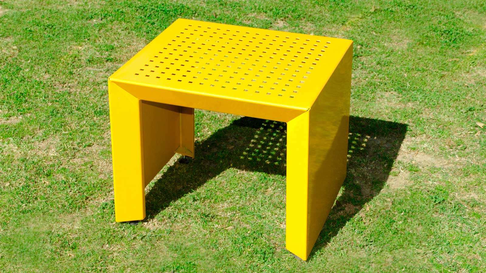 banco-arco-individual-amarillo-pasto.jpg