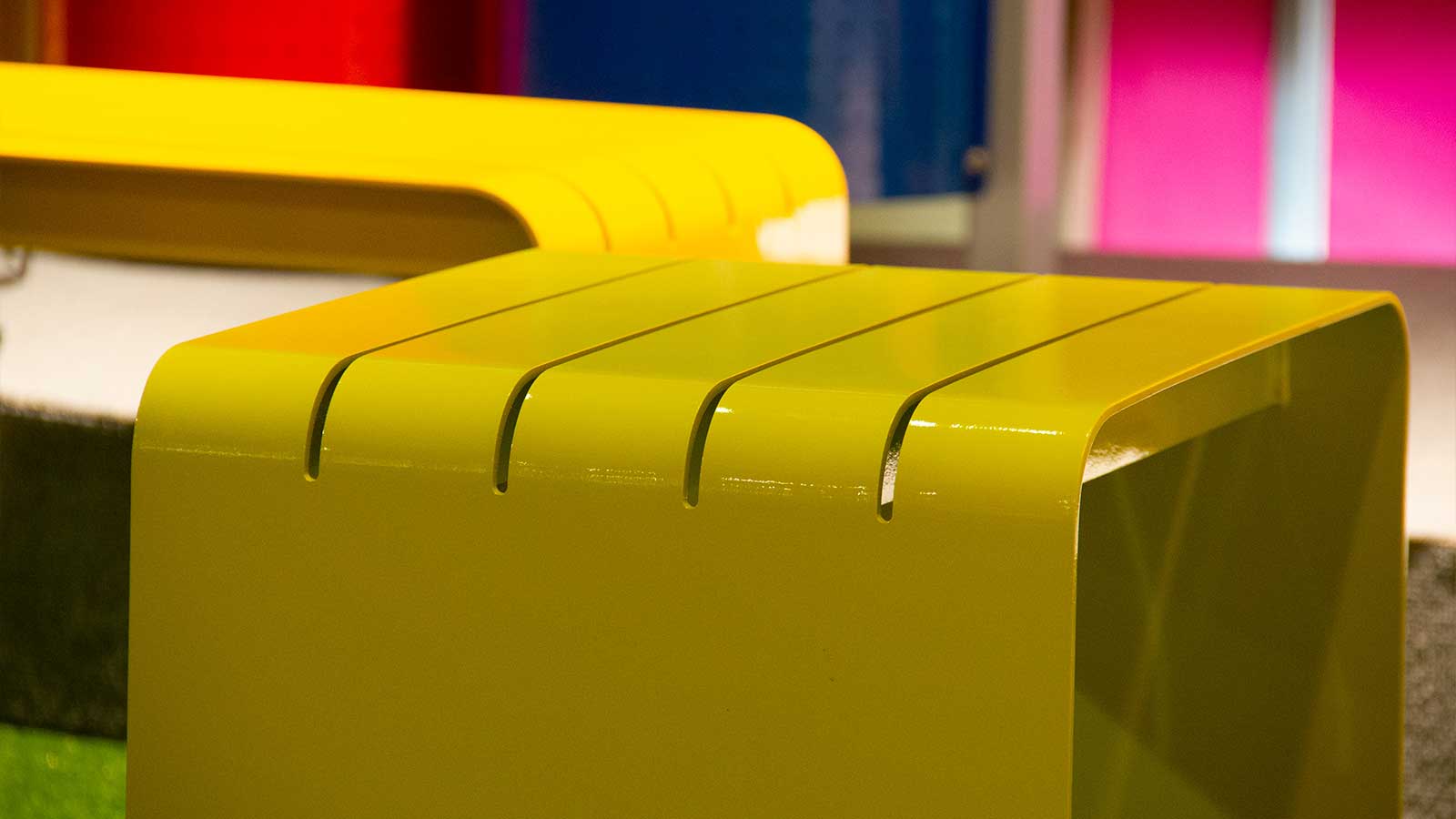 banco-logan-individual-amarillo.jpg