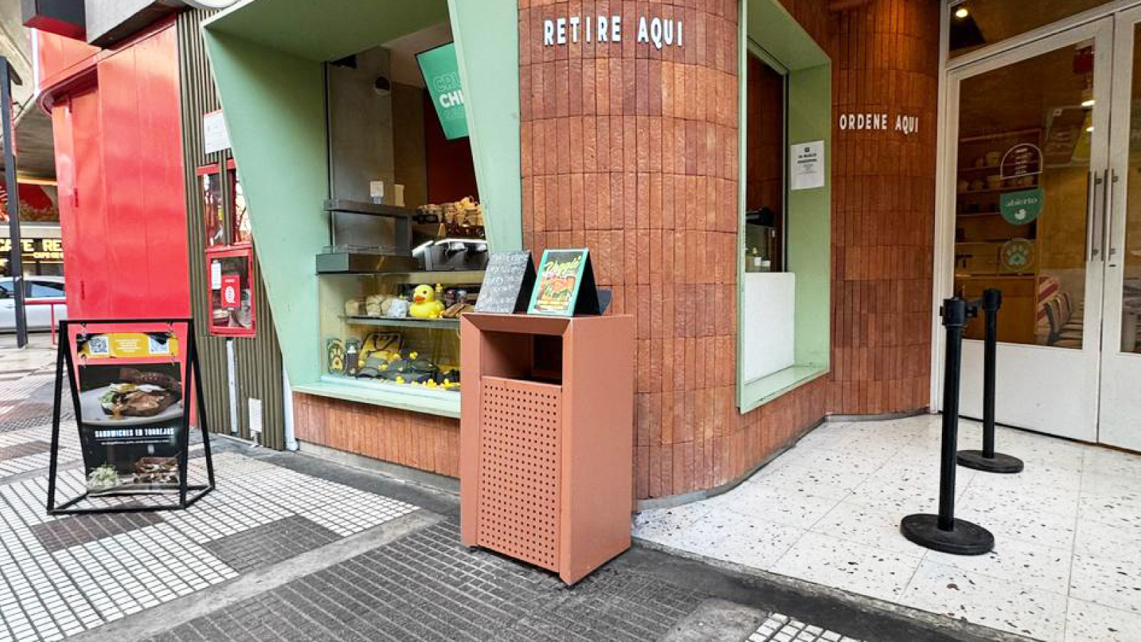 cesto-arco-restaurant-barrio-chino.jpg
