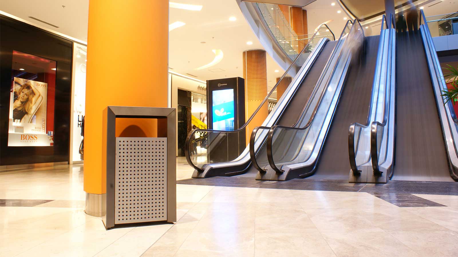 cesto-arco-shopping-centro-comercial-esclaeras-mecanicas.jpg