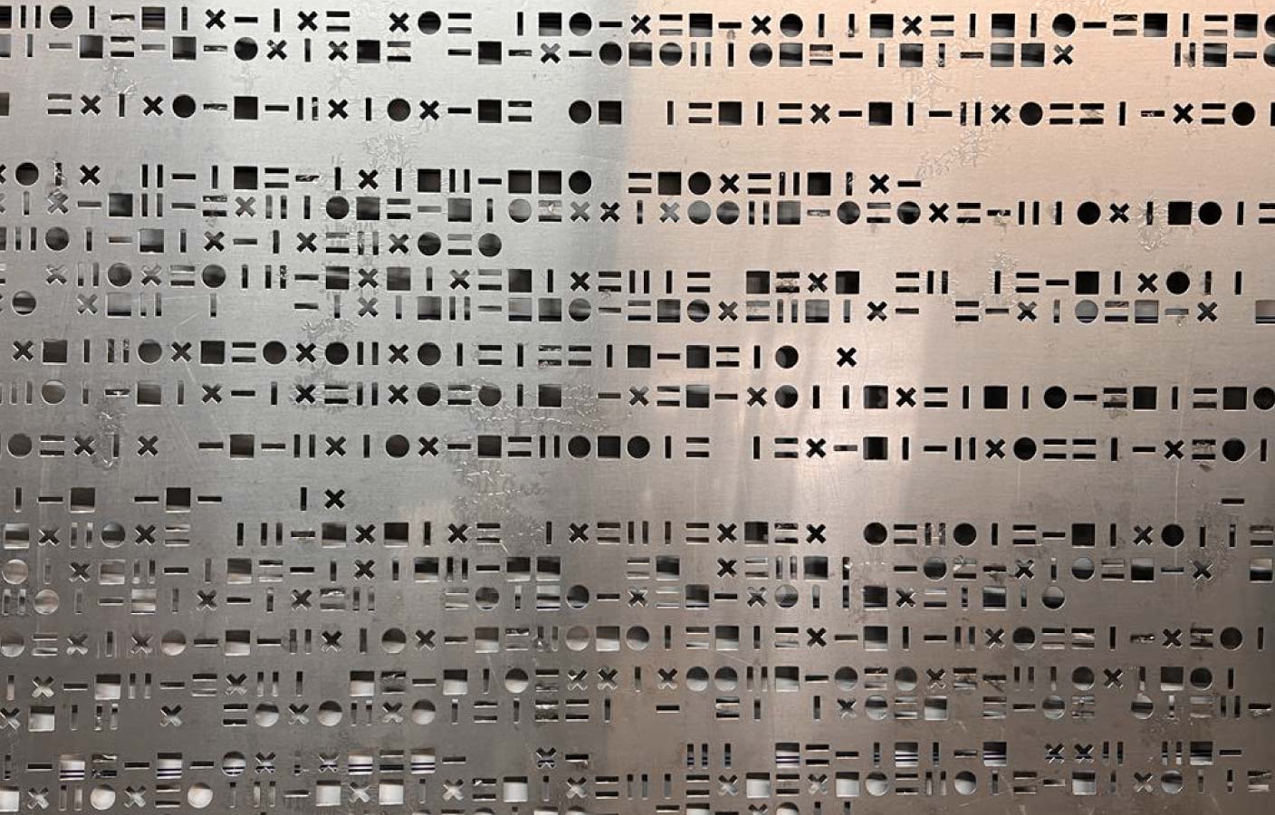 chapa-perforada-decorativa-matrix-chapa-1.jpg
