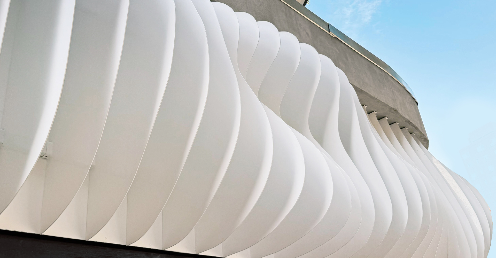 Revestimiento Linear Rib - Local Baos VIAVIVA